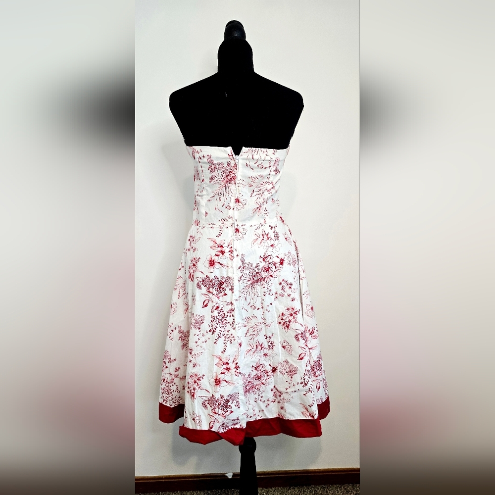 Strapless White and Red Floral A-Line Dress Cottagecore Coastal Grandma Preppy - Picture 5 of 6